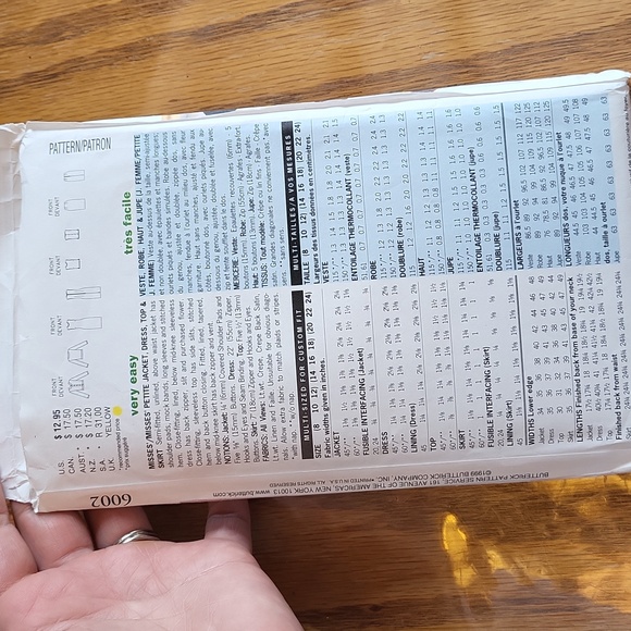 Butterick Ellen Tracy Sewing Pattern - Picture 3 of 3